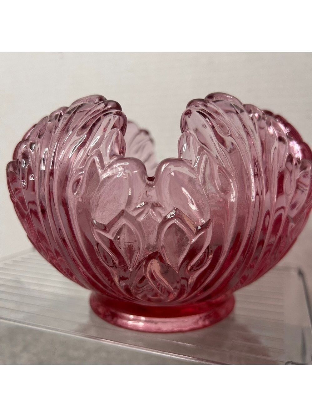 Fenton Round Light Rose Bowl Folded Leaves 6.5x4.5"